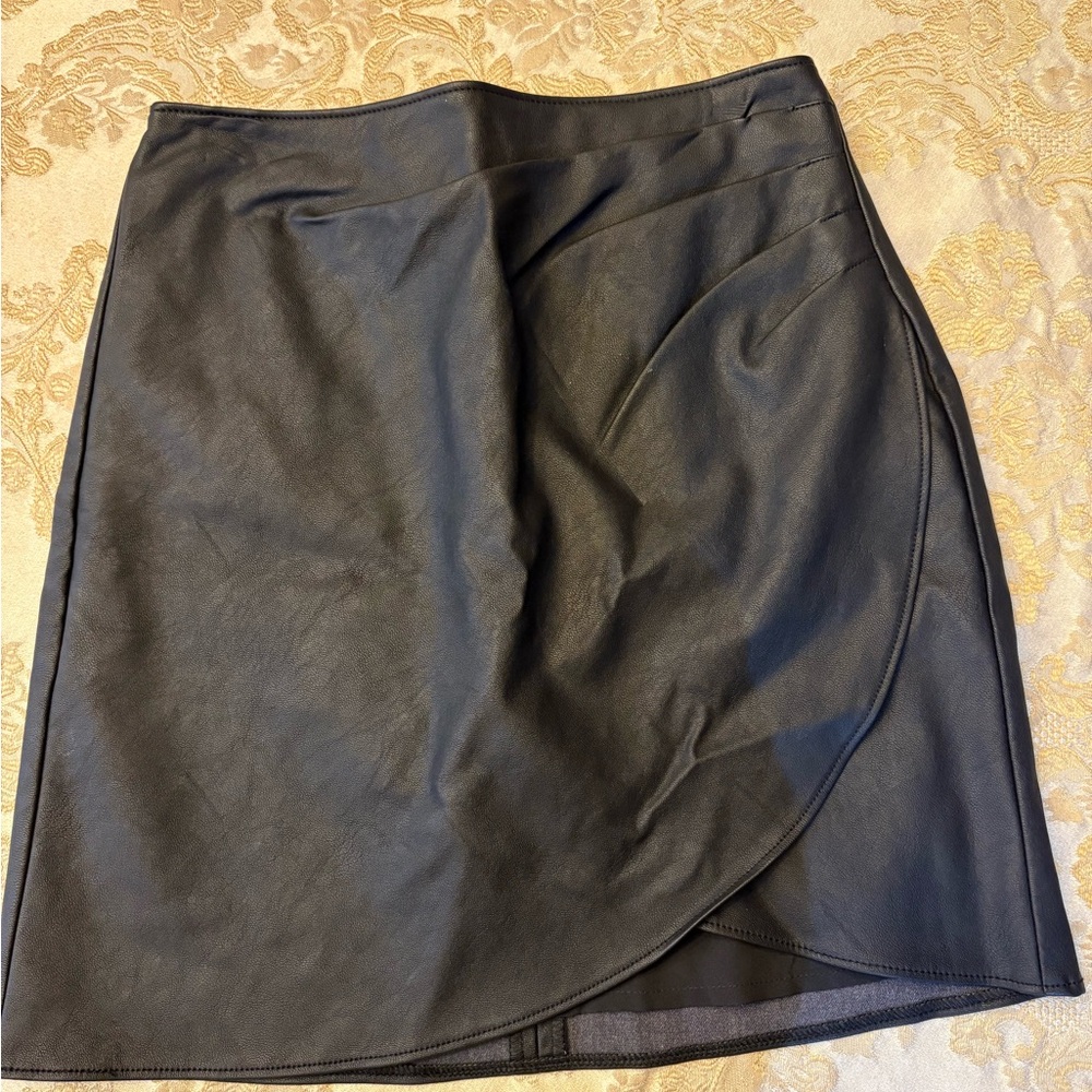 Abercrombie & Fitch Black Asymmetrical Faux Leather Skirt